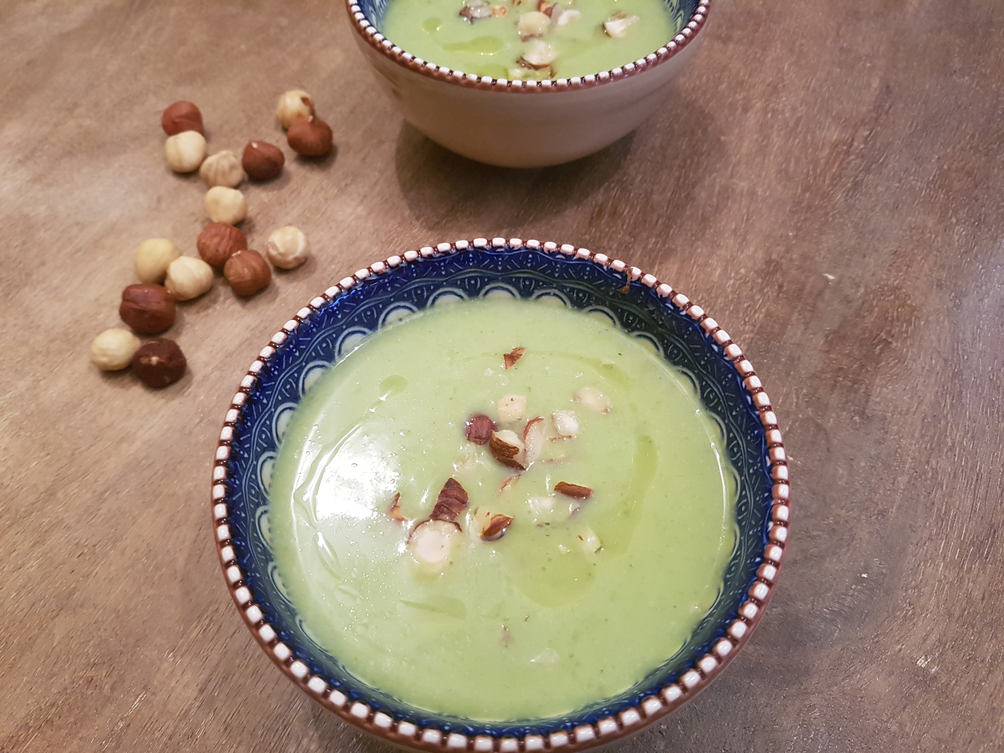 Velouté de Brocoli et noisettes