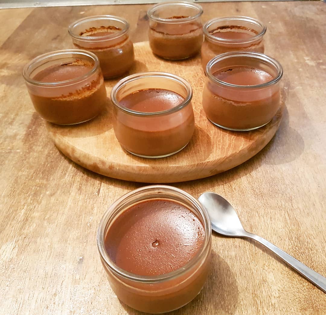 Crème au chocolat sans lait de vache