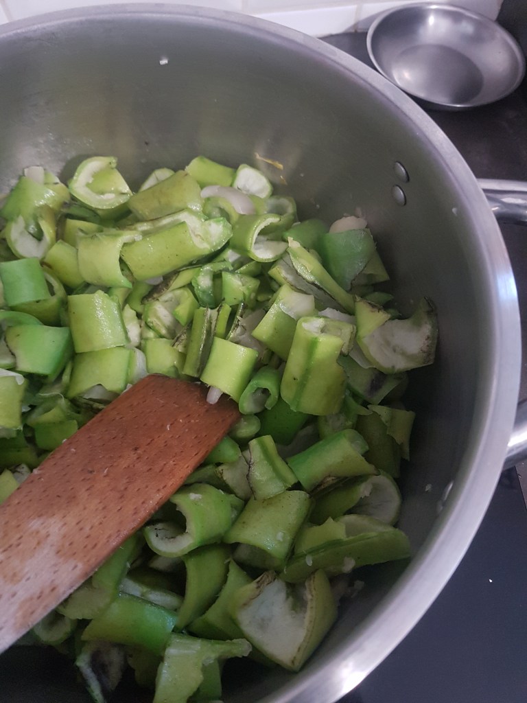 Cuisiner les cosses de feves