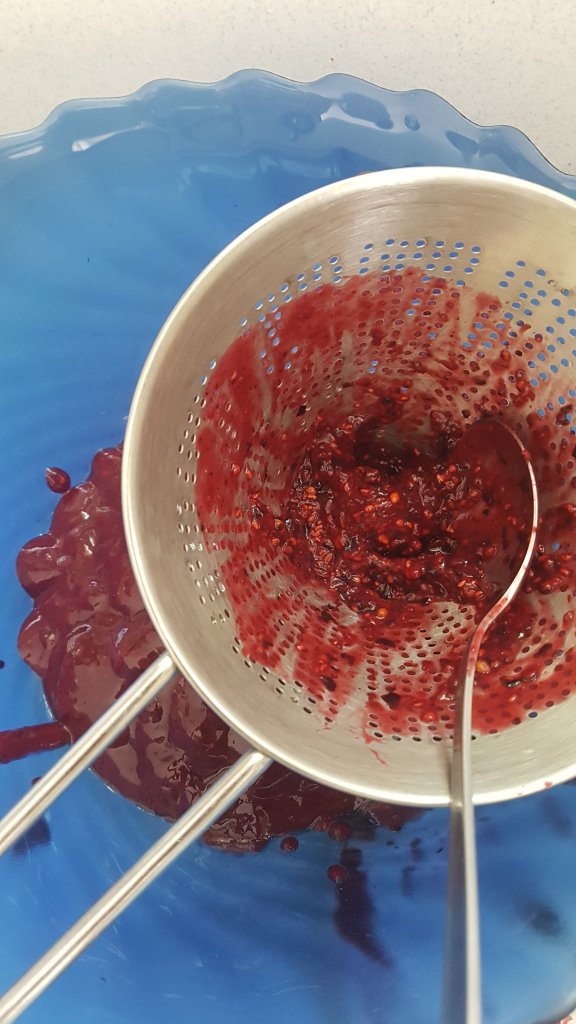 Faire un flan aux fruits rouges 